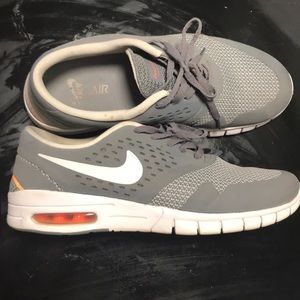 SIZE 8 NIKE AIR Eric koston signature model